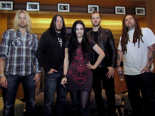 File:Evanescence circa 2012.jpg