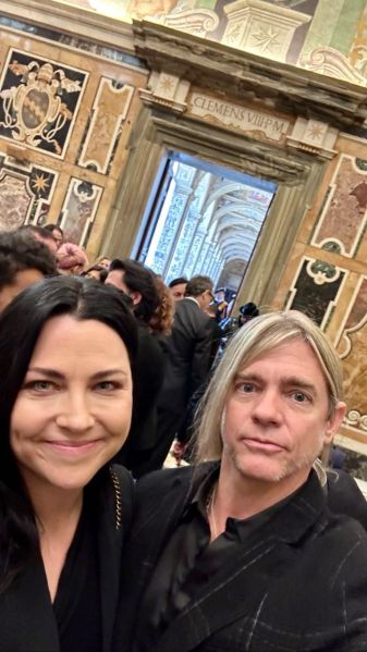 File:Amy Lee and Will Hunt Valtican 2022.jpeg
