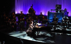 Evanescence Share Orchestral 'Bring Me To Life' Reworking Off New Album  'Synthesis